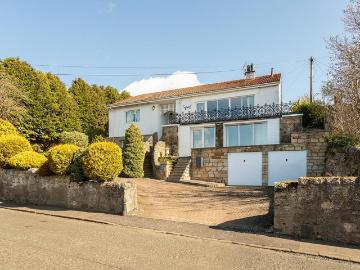7 bedroom detached house for sale