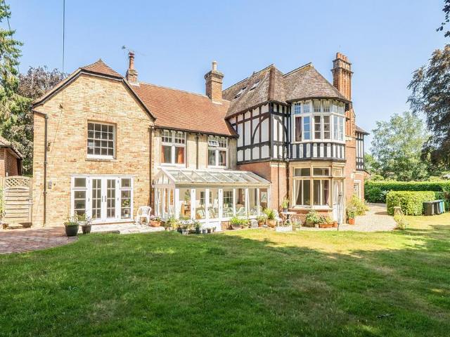 7 bedroom detached house for sale