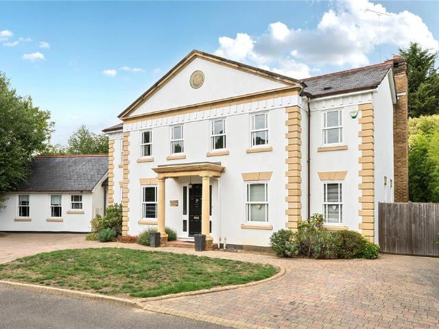 7 bedroom detached house for sale