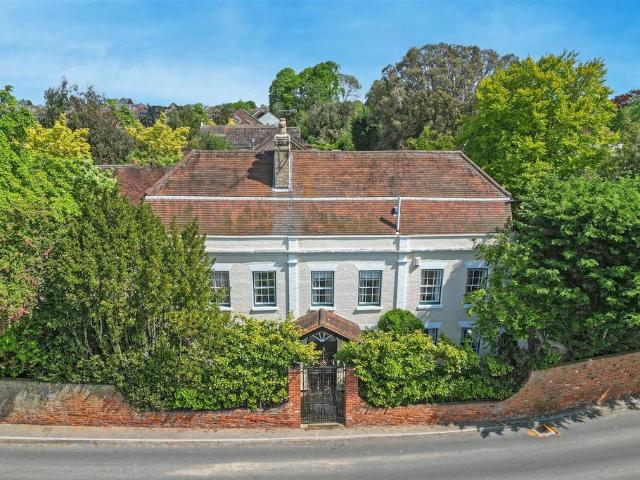 7 bedroom detached house for sale