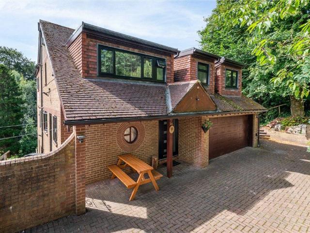 7 bedroom detached house for sale
