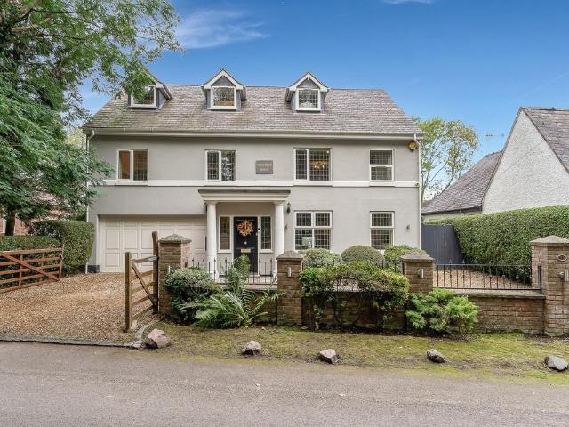 7 bedroom detached house for sale