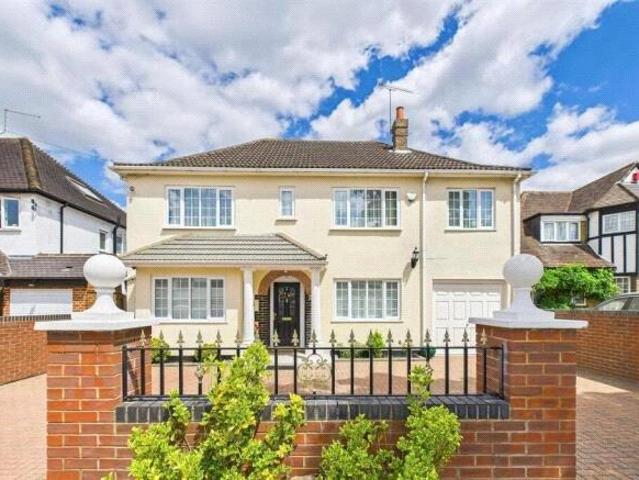 7 bedroom detached house for sale