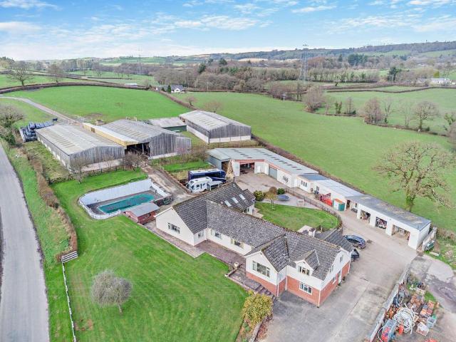 7 bedroom detached house for sale