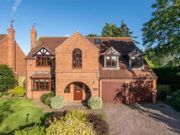 7 bedroom detached house for sale