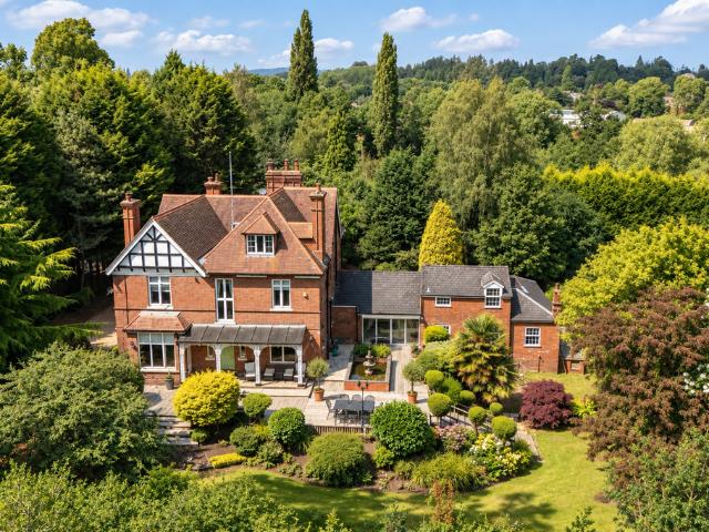 7 bedroom detached house for sale