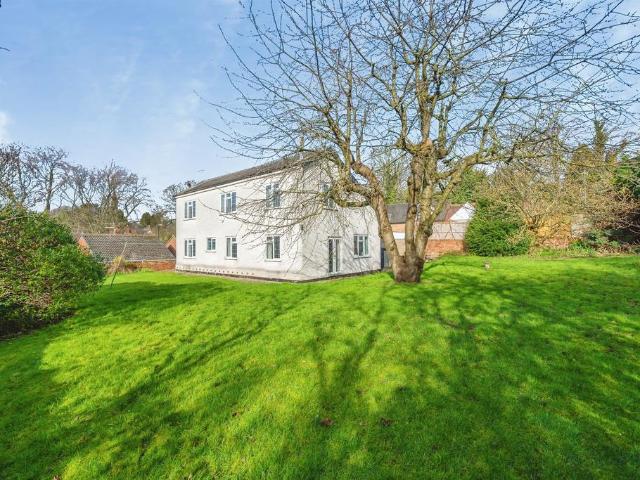 7 bedroom detached house for sale