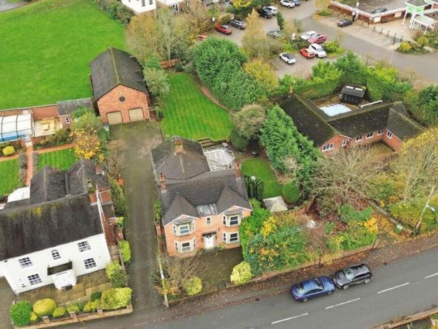 7 bedroom detached house for sale