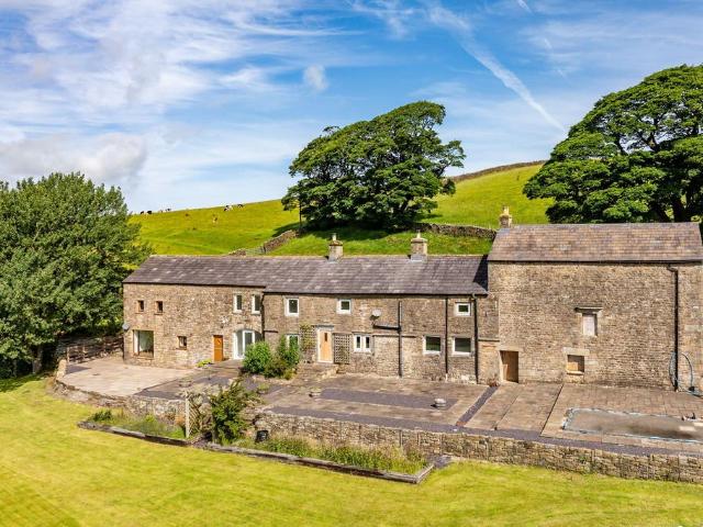 7 bedroom detached house for sale