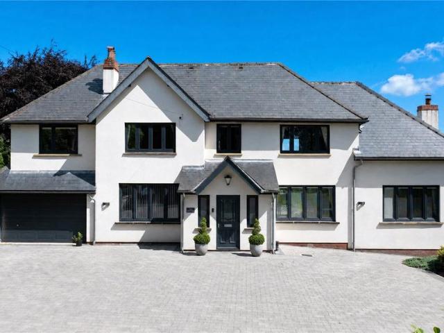 7 bedroom detached house for sale
