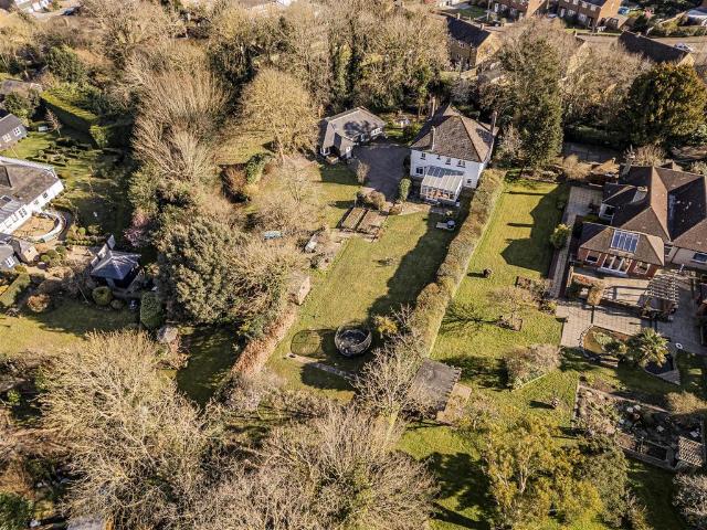 7 bedroom detached house for sale