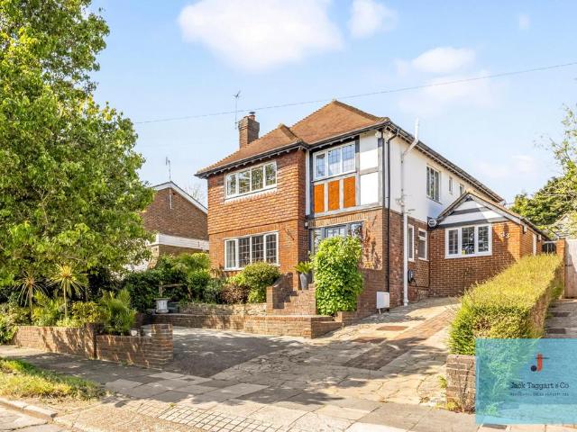 7 bedroom detached house for sale