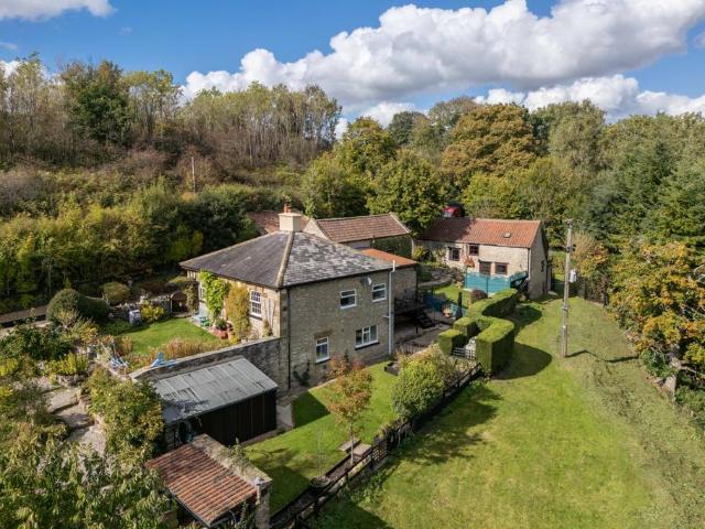 7 bedroom detached house for sale