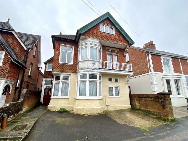 7 bedroom detached house for sale