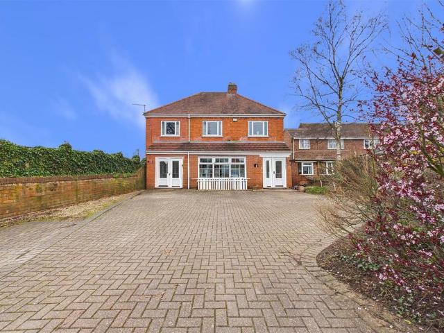 7 bedroom detached house for sale