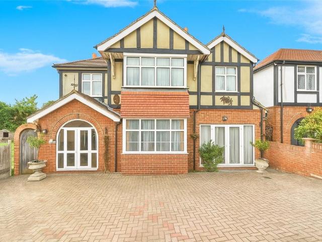 7 bedroom detached house for sale