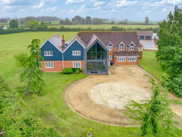 7 bedroom detached house for sale