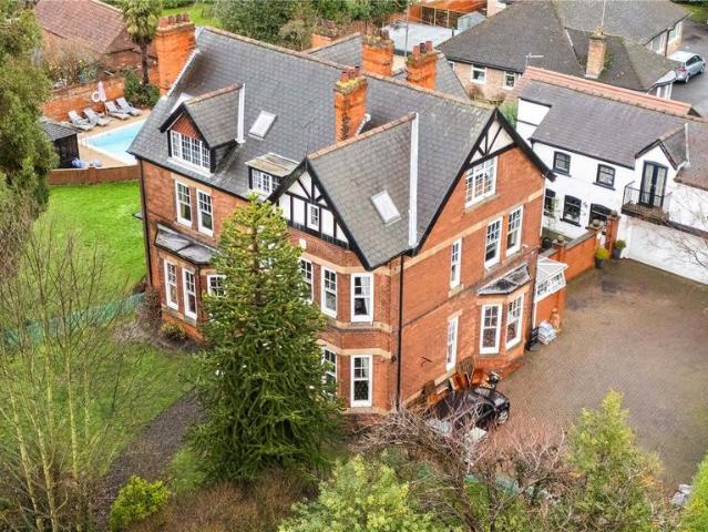 7 bedroom detached house for sale