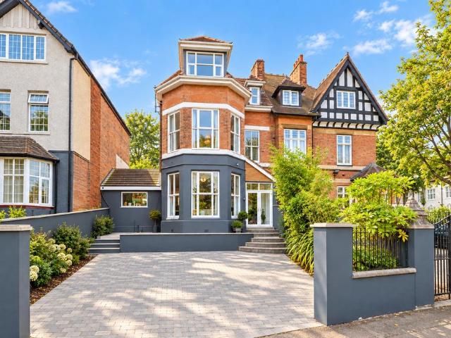 7 bedroom semi detached house for sale