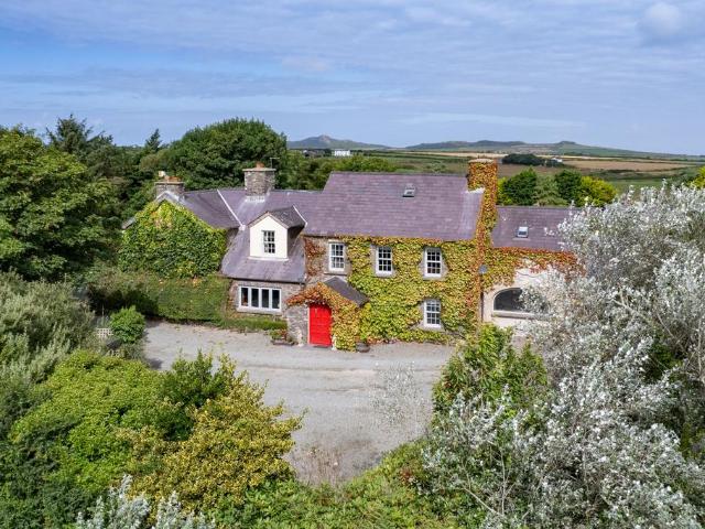 7 bedroom detached house for sale