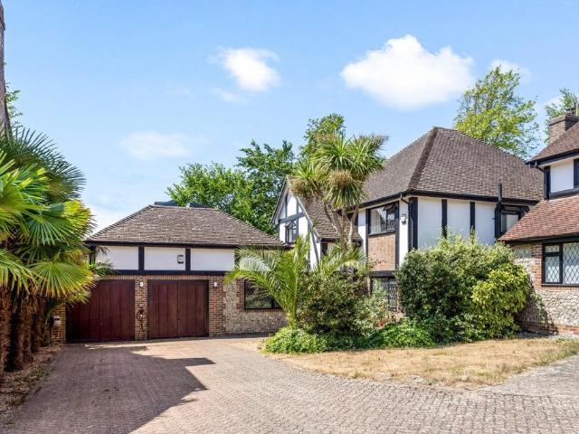 7 bedroom detached house for sale