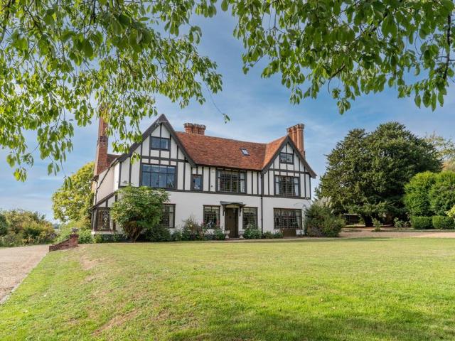 7 bedroom detached house for sale