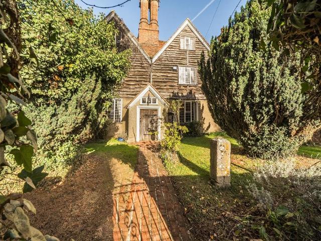 7 bedroom detached house for sale
