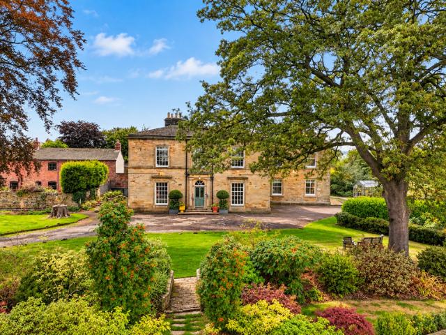 7 bedroom detached house for sale