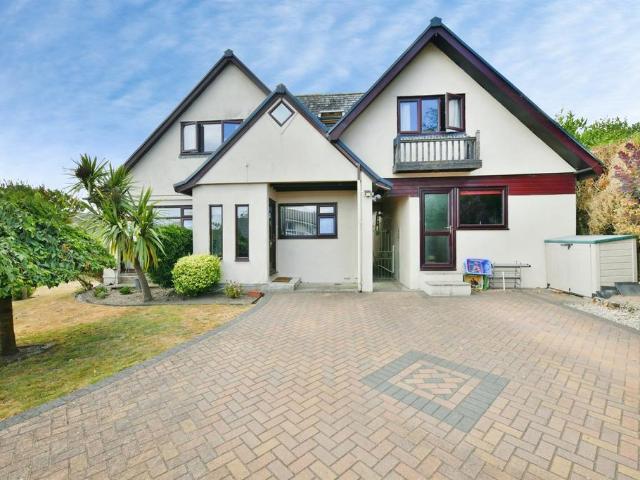 7 bedroom detached house for sale