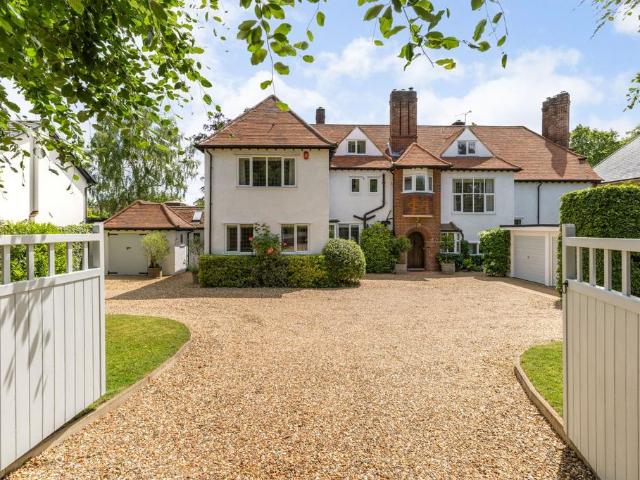 7 bedroom detached house for sale