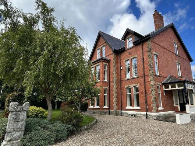 7 bedroom detached house for sale