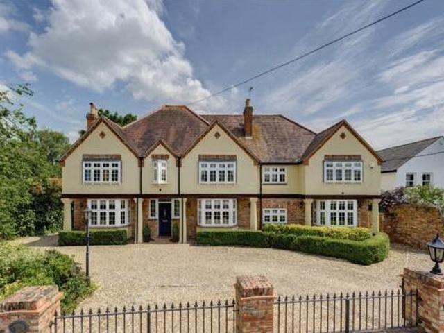 7 Bedroom Detached House For Sale In Aylesbury