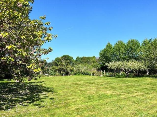 5 bedroom detached house for sale in Spongs Lane, Sissinghurst, Kent, TN17 2AH, TN17