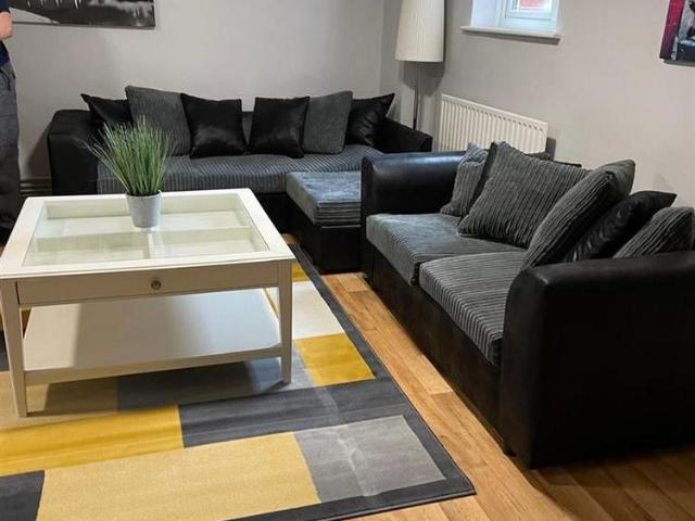 7 bedroom detached house to rent