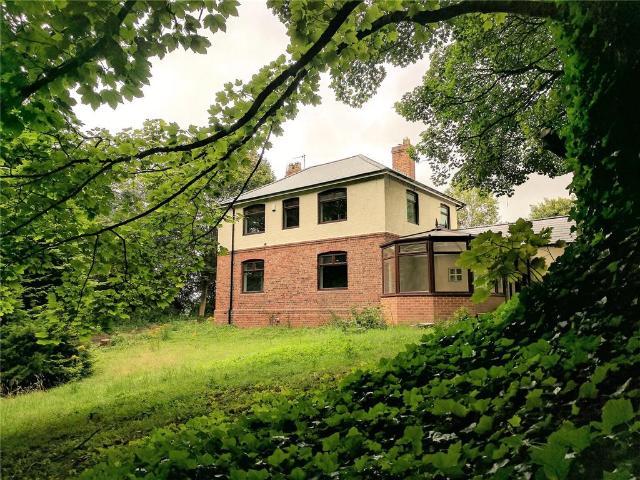 7 bedroom detached house to rent