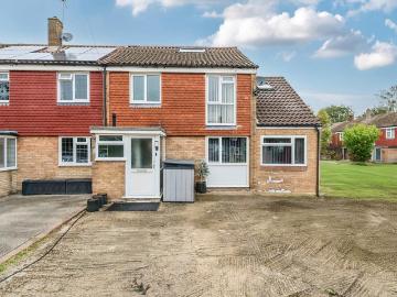 7 bedroom end of terrace house for sale