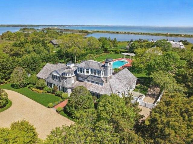 7 bedroom, Edgartown MA 02539 105693041