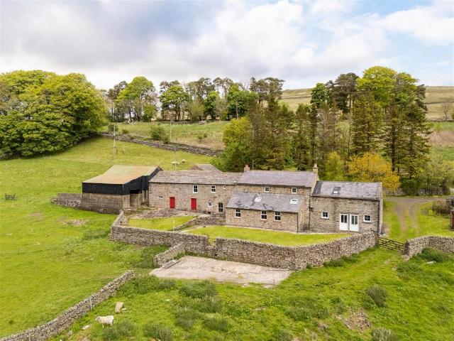7 bedroom farm house for sale