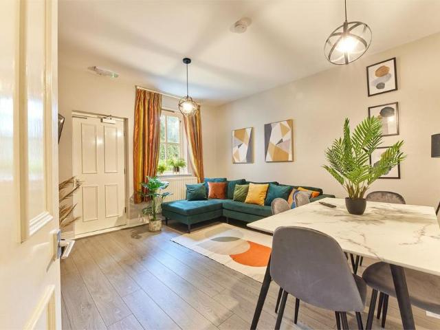 7 bedroom flat to rent