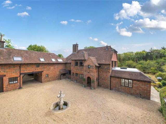 7 Bedroom House