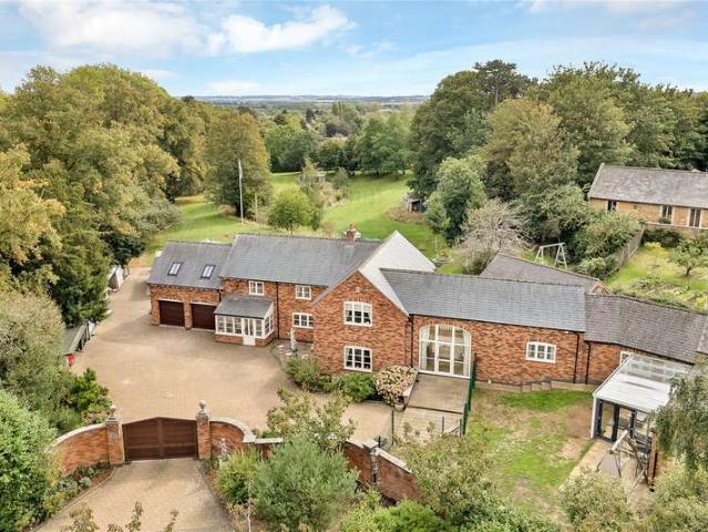 7 Bedroom House