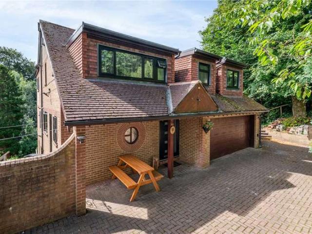 7 Bedroom House