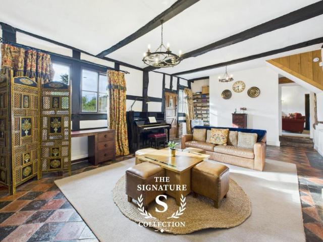 7 Bedroom House Ashperton Ashperton 95847324