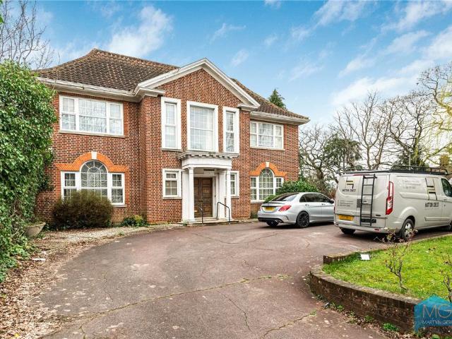 7 bedroom house for sale