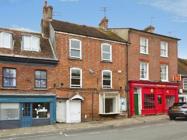 7 bedroom house for sale