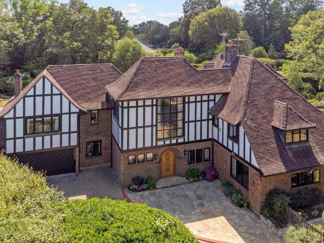 7 bedroom house for sale