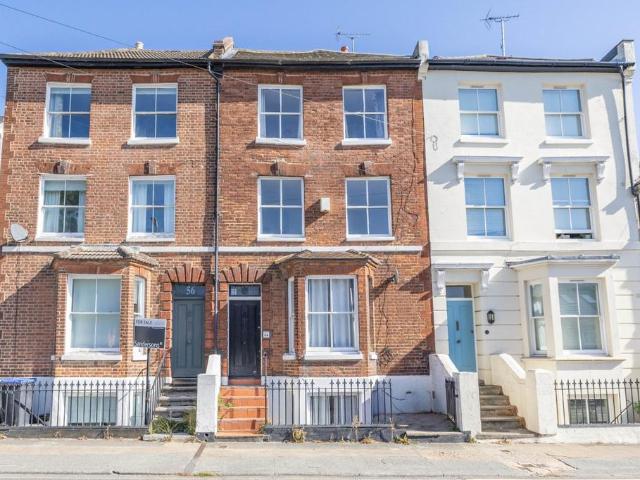 7 bedroom house for sale