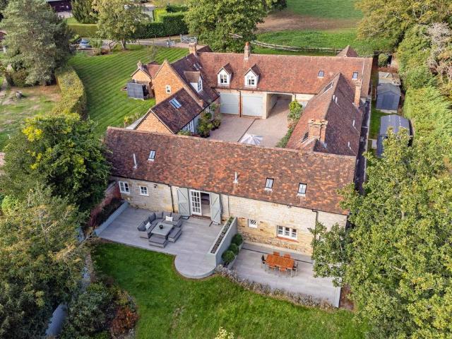 7 bedroom house for sale