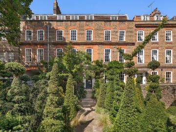 Clapham, London, Greater London - Garden