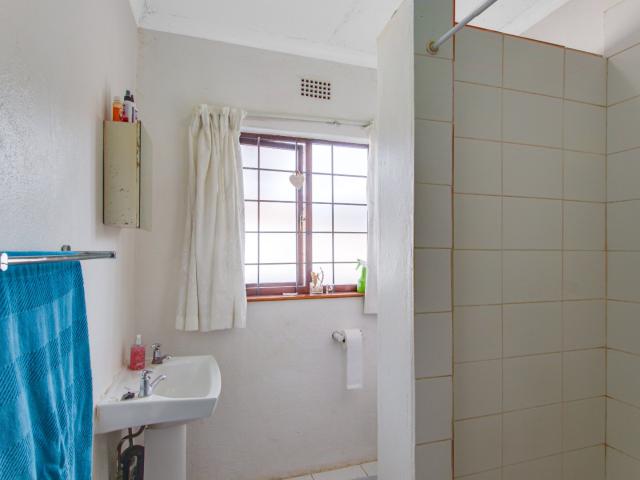 7 Bedroom House For Sale in Fairland